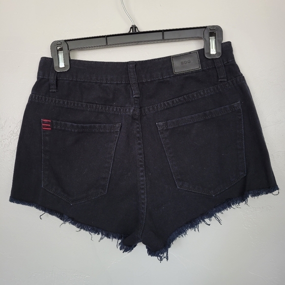 BDG High Rise Dree Cheeky Shorts 27 Black Frayed Hem Colorful Floral Embroidery - Picture 4 of 6